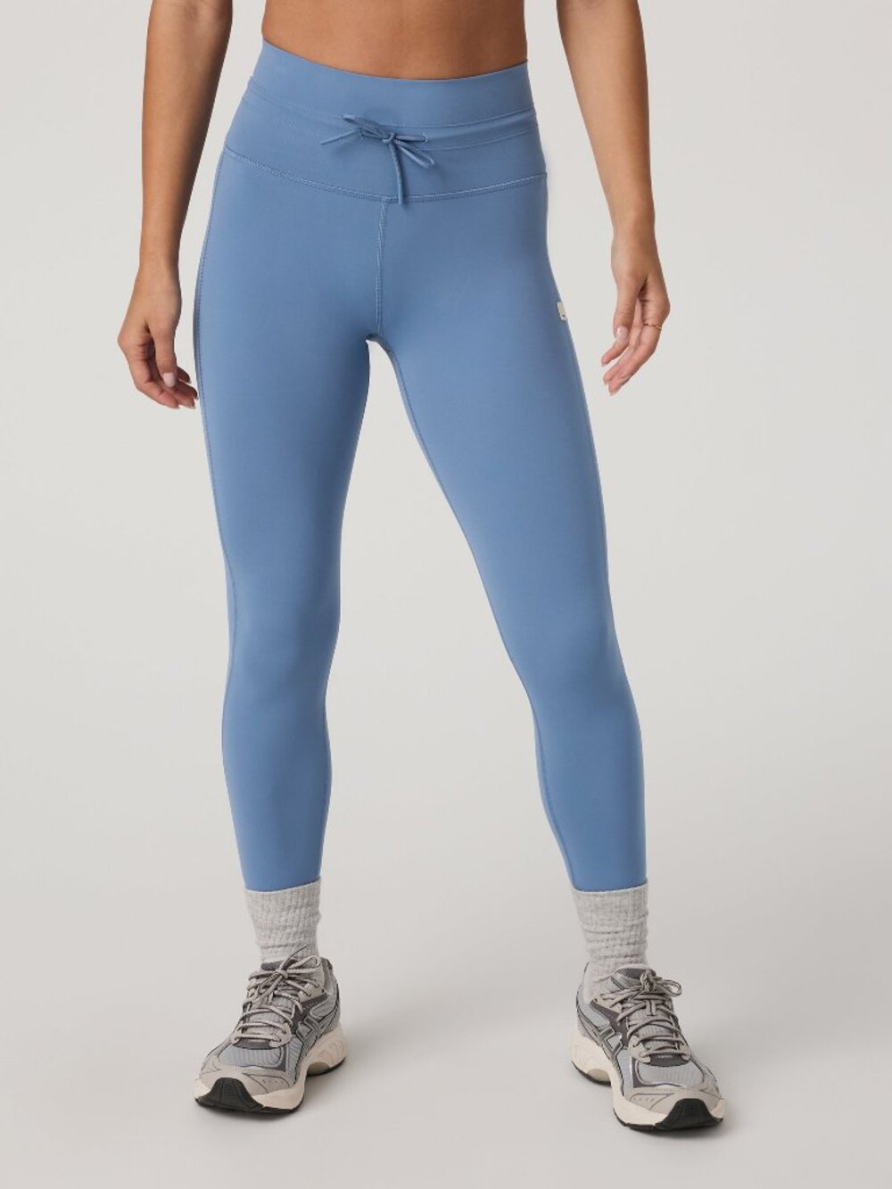Vuori Daily Legging — Light French Blue — Size Small